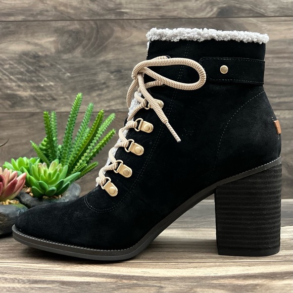 NIB Dr Scholls Loni Lace Up Combat Boots Bootie Heeled Black Suede - Picture 7 of 13